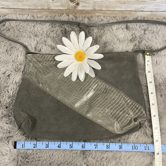 NWOT Grey Leather & Suede Shoulder Bag - Picture 4 of 4